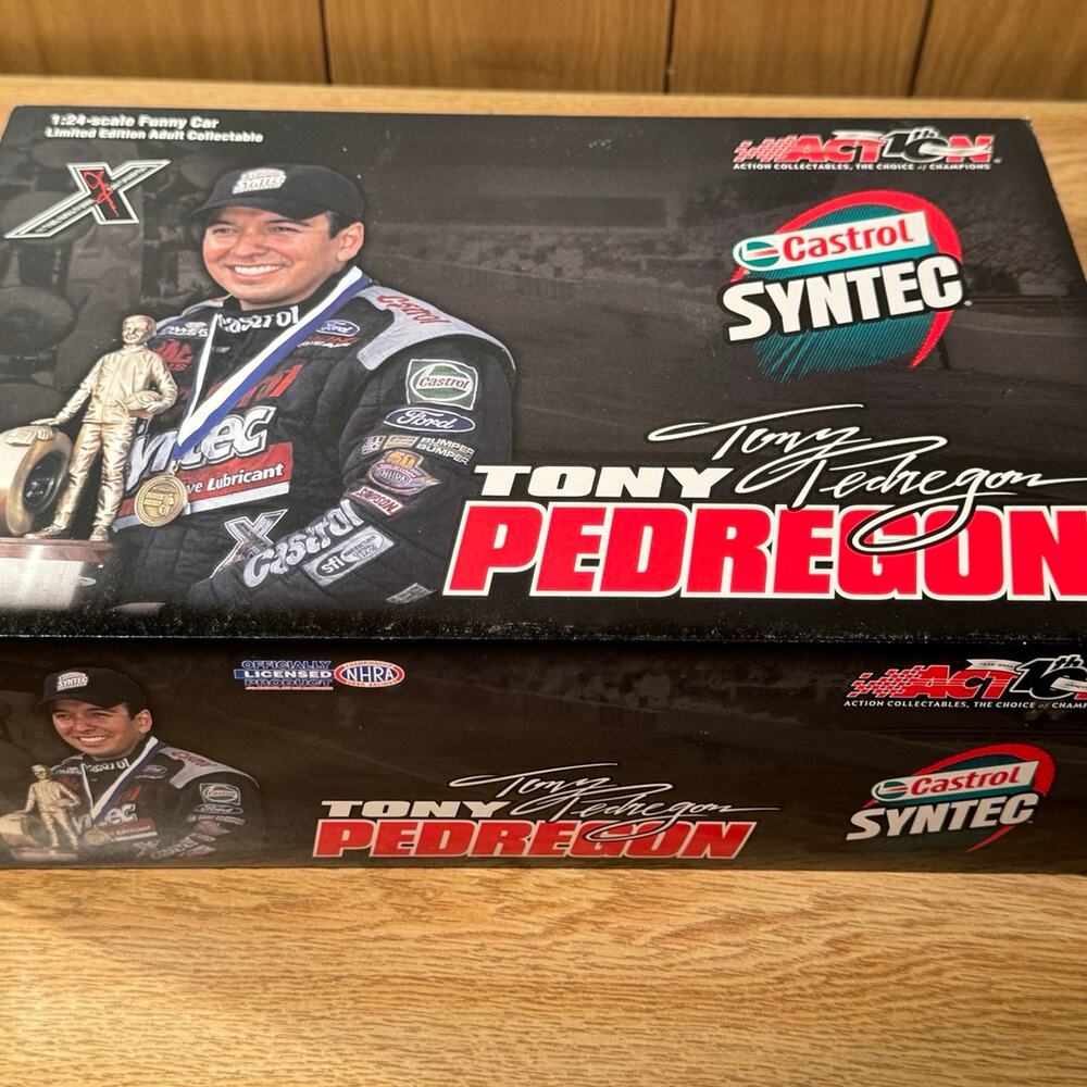 1:24 Scale Action‎ Funny Car Tony Pedregon 2002 Ford Mustang Castrol Syntec 1/24